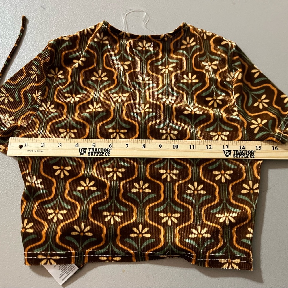 Urban Outfitters Brown Green Gold Patterned Tie-Front Crop Top - Picture 4 of 7
